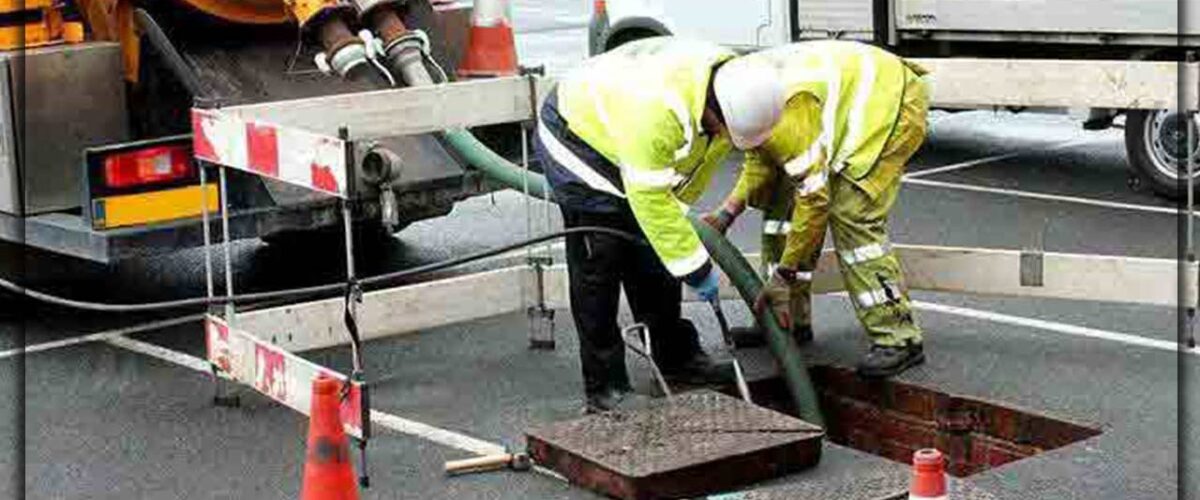 تخلیه چاه در همدان