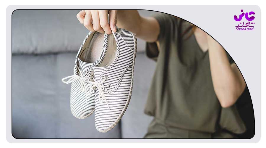 راهکارهای از بین بردن بوی بد و نامطبوع کفش اسپرت زنانه